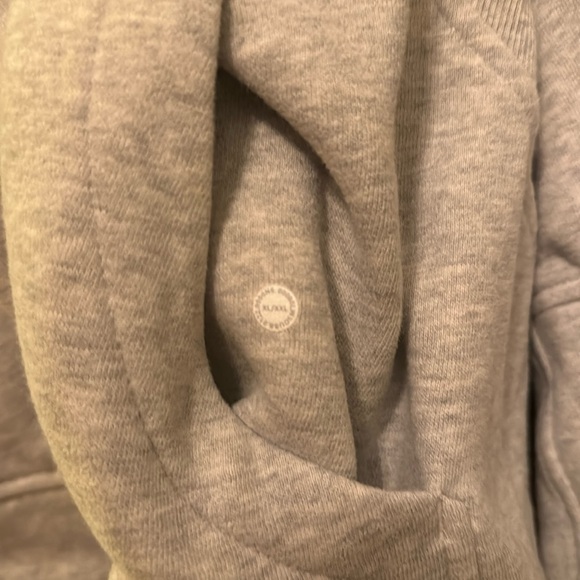 Lululemon Womens Scuba zip up hoodie. Light athletic gray color. Size XL/XXL. - Picture 5 of 5